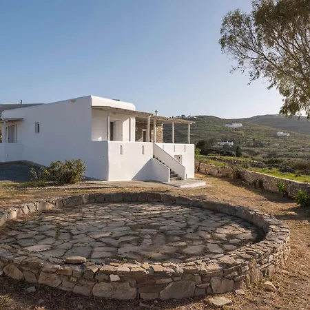 Myrsini Traditional Hillside Parikia (Paros)