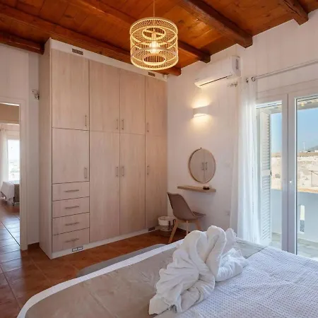 Myrsini Traditional Hillside Holiday home *